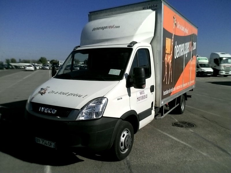 35C15 CAISSE HAYON